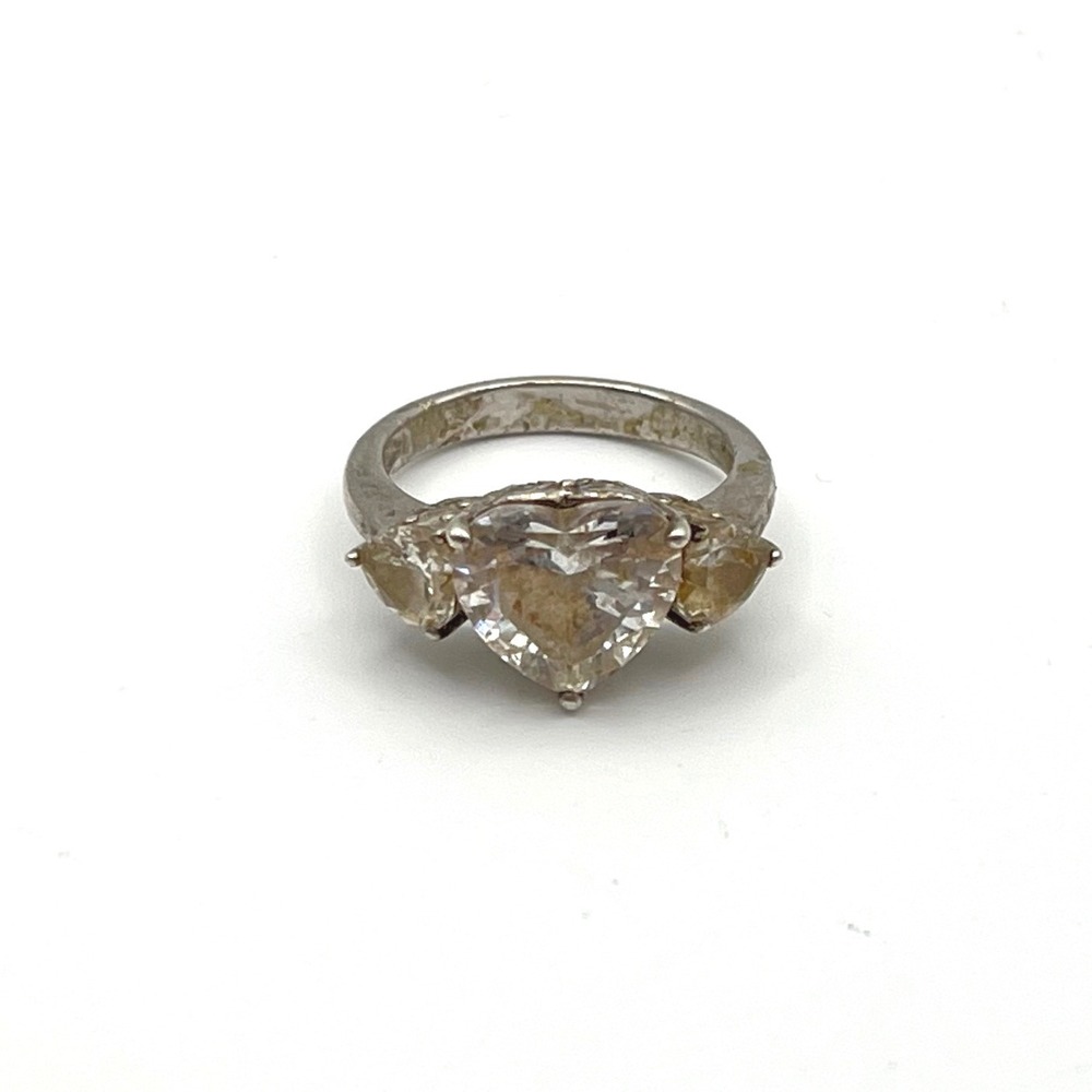 925‎ Sterling Silver Heart Cubic Zirconia Three Stone Ring Size 6 Clear